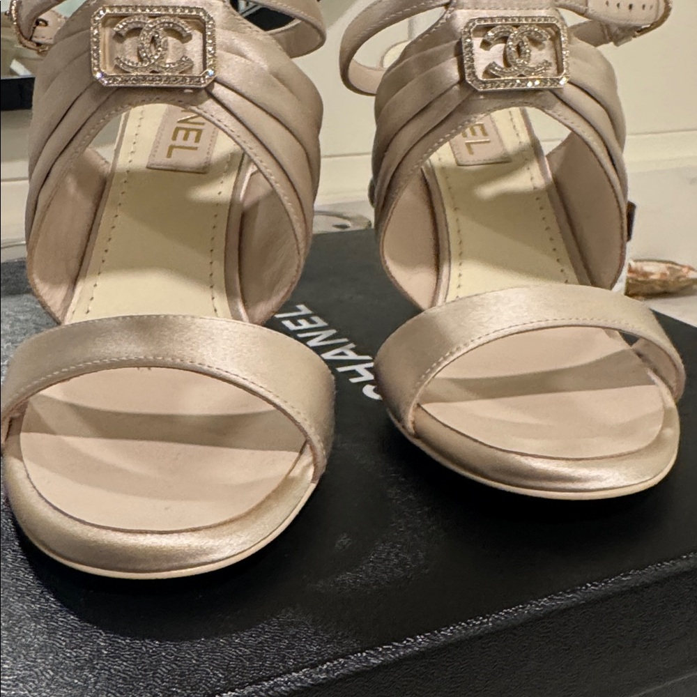 CHANEL Women's Gold Strappy Heels - Picture 5 of 7